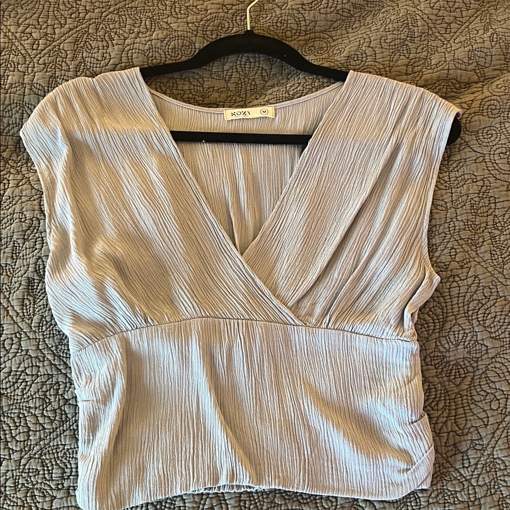 Live Sozy Women's Crop Top M NWOT